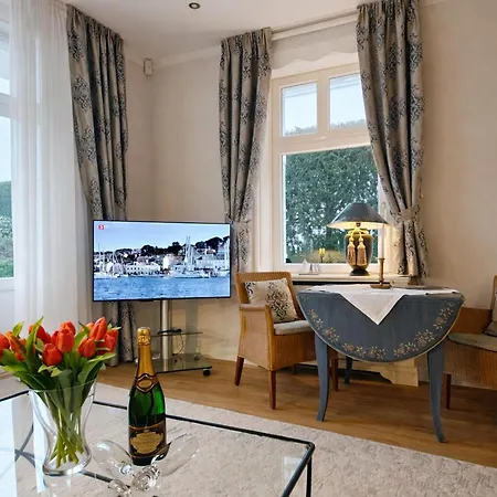 Fortuna Mit Meerblick In Bansin Villa Ostseebad Heringsdorf